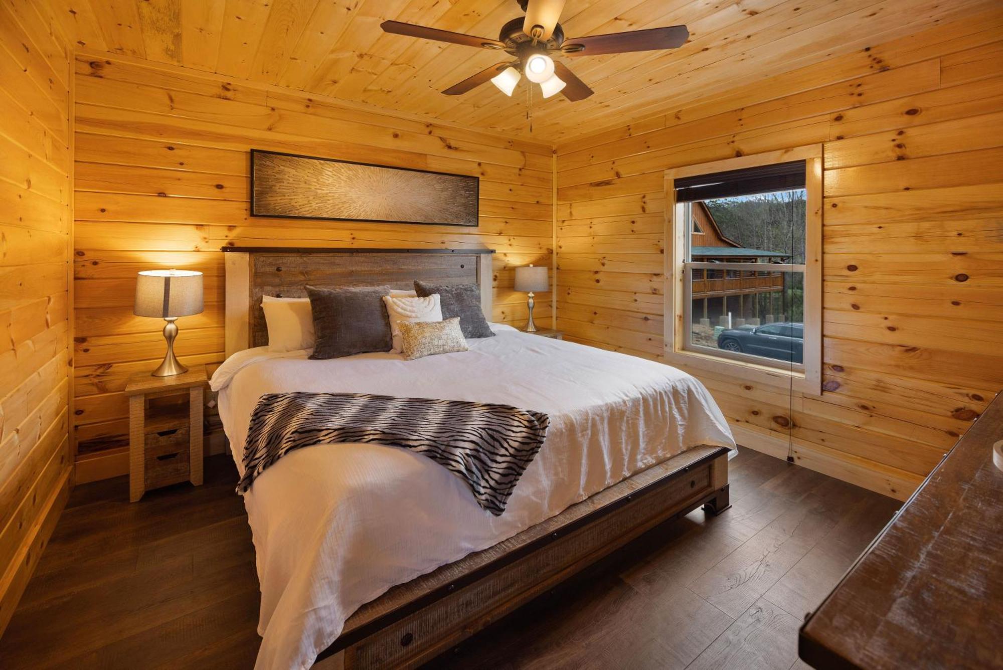 Vila New! Indoor Pool/Ps 5/Hot Tub/Parkway Pigeon Forge Exteriér fotografie